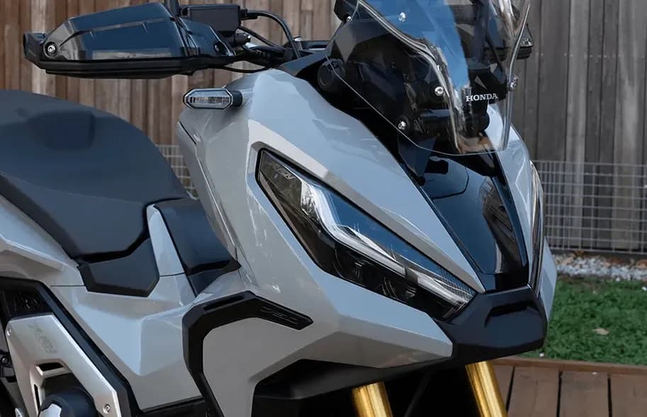 LED HEADLIGHTS AND DAY TIME RUNNING LIGHTS(DRL)